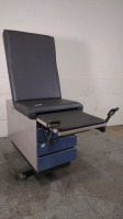 RITTER/MIDMARK 104 EXAM TABLE