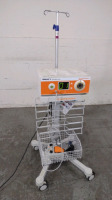 SMITH & NEPHEW VERSAJET II HYDROSURGERY SYSTEM WITH FOOTSWITCH ON ROLLING STAND