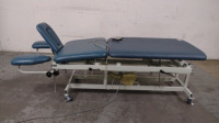 CHATTANOOGA TRITON TRE-DH5 TREATMENT TABLE WITH FOOT CONTROL