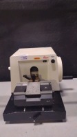 LEICA RM 2025 MICROTOME