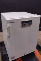 PANASONIC SF-L6111W-PA LAB FREEZER