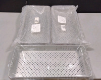 LOT OF 3 RILEY CONTAINER, MULTIPAK III METAL TRAY, ALUMINUM BASE, 9.45 X 20 X 3 IN; LOT NUMBER 164982; PART NUMBER 4A0W102030; NEW