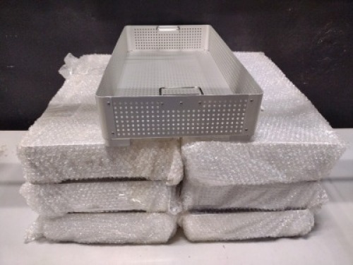 LOT OF 7 SYMMETRY BASKET, STEAM BASKET, FULL SIZE, 23 IN X 12 IN X 4 IN, ALUMINUM; LOT NUMBER 138648; PART NUMBER B23124; NEW