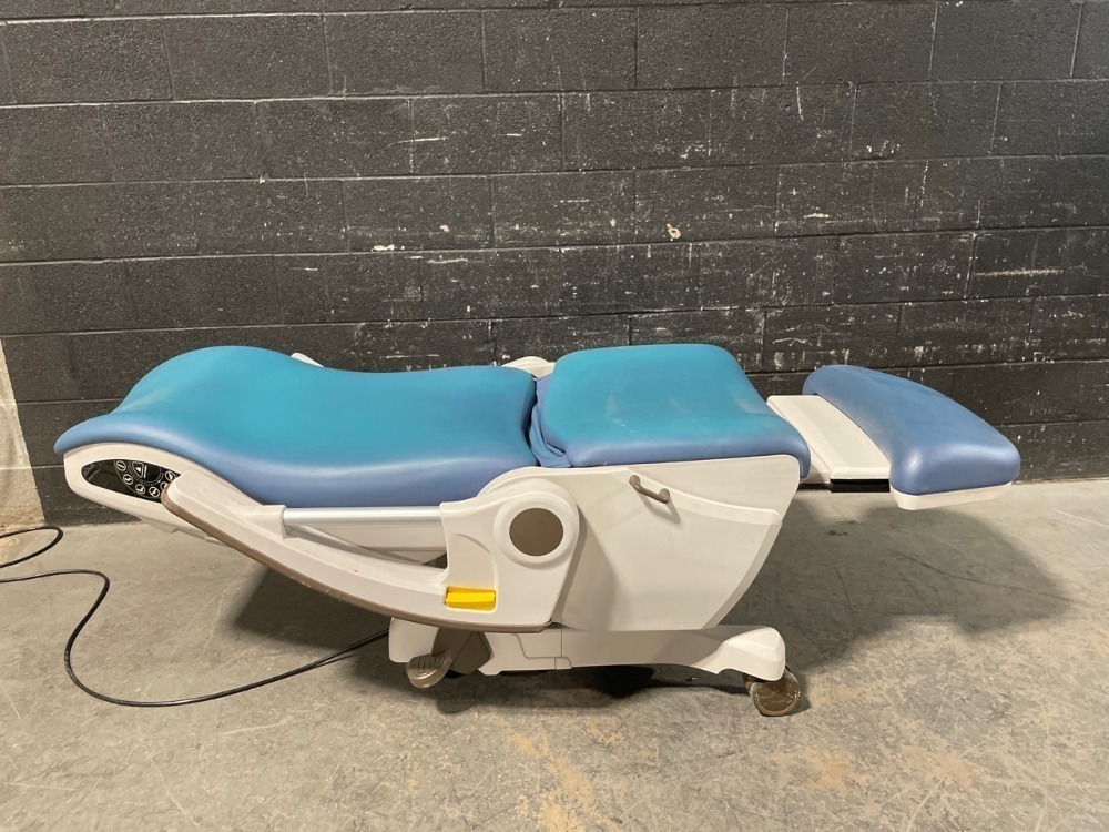 STRYKER 3333 TRURIZE CLINICAL CHAIR