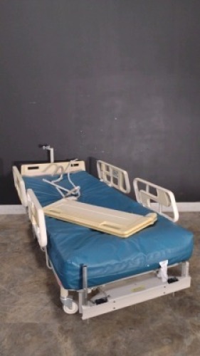 HILL-ROM ADVANCE SERIES HOSPITAL BED