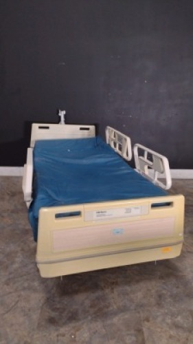 HILL-ROM ADVANCE SERIES HOSPITAL BED