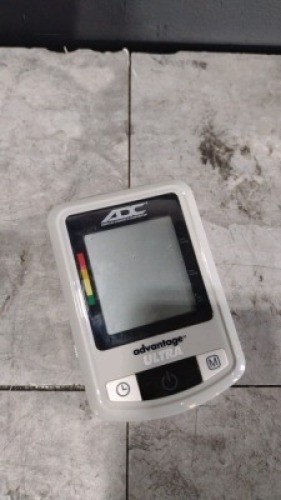 AMERICAN DIAGNOSTIC CORP. ADVANTAGE ULTRA AUTOMATIC DIGITAL BP MONITOR