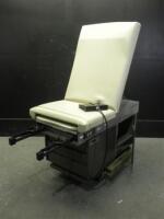 RITTER 105 POWER EXAM TABLE WITH FOOT CONTROL