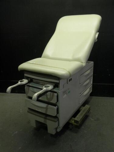 RITTER/MIDMARK 204 EXAM TABLE