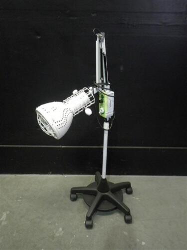 TENS PLUS INDUSTRIAL IR PRO 250 INFRARED LAMP ON ROLLING STAND