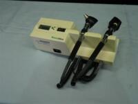 WELCH ALLYN 767 SERIES OTO/OPHTHALMOSCOPE WITH 2 HEADS