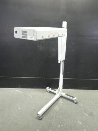 AIR SHIELDS VICKERS PT533-1 FLUORO-LITE PHOTOTHERAPY LIGHT ON ROLLING STAND