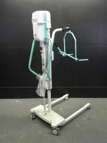 ARJO MAXIMOVE PATIENT LIFT WITH HAND CONTROL