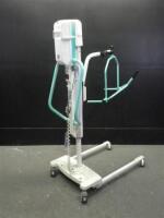 ARJO MAXIMOVE PATIENT LIFT WITH HAND CONTROL