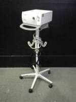 WELCH ALLYN CL 30 LIGHT SOURCE WITH HEAD LAMP ON ROLLING STAND