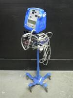 GE DINAMAP PRO 200 VITAL SIGNS MONITOR WITH BP CABLE ON ROLLING STAND