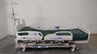 HILL-ROM P3200 VERSACARE HOSPITAL BED