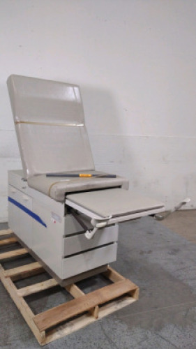 RITTER/MIDMARK 108 EXAM TABLE