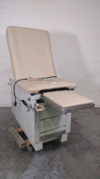 UMF EXAM TABLE