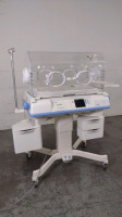 DRAGER AIR SHIELDS ISOLETTE C2000 INFANT INCUBATOR