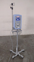 CAREFUSION INFANT FLOW SIPAP VENTILATOR ON ROLLING STAND