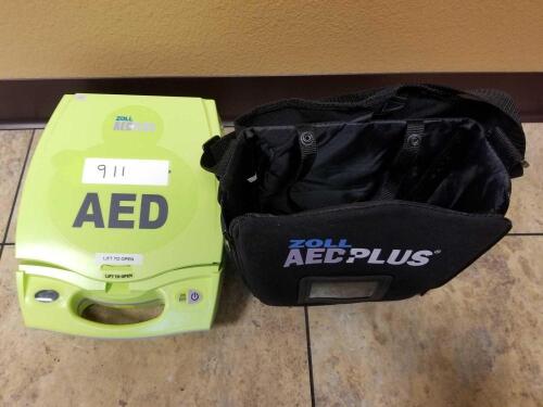 ZOLL AED PLUS DEFIBRILLATOR