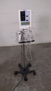 DATASCOPE ACCUTORR PLUS PATIENT MONITOR WITH CABLES (SPO2, BP) ON ROLLING STAND LOCATED AT 1825 S. 43RD AVE SUITE B2 PHOENIX AZ 85009