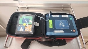 PHILIPS HEARSTART FRX AED LOCATED AT 1825 S. 43RD AVE SUITE B2 PHOENIX AZ 85009