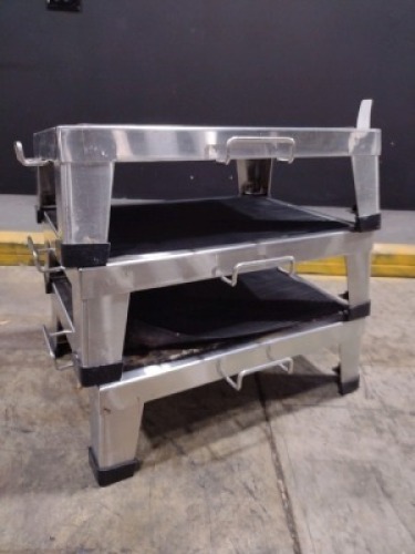 LOT OF 3 STEEP STOOLS LOCATED AT 3325 MOUNT PROSPECT RD, FRANKLIN PARK, IL 60131 LOCATED AT 3325 MOUNT PROSPECT RD, FRANKLIN PARK, IL 60131