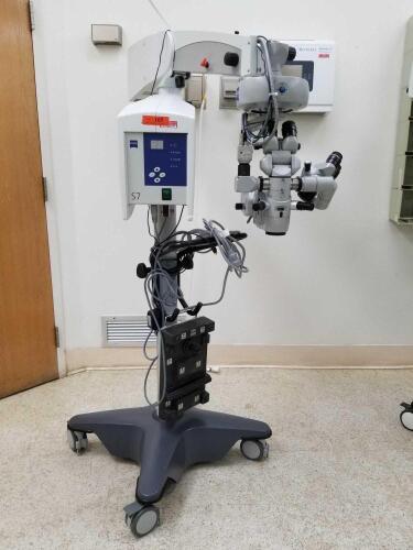 ZEISS OPMI LUMERA SURGICAL MICROSCOPE ON AN S7 STAND