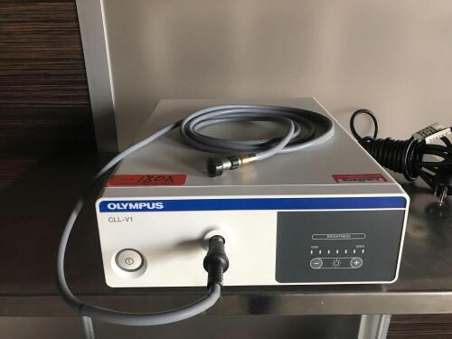 OLYMPUS CLL-V1 LIGHT SOURCE