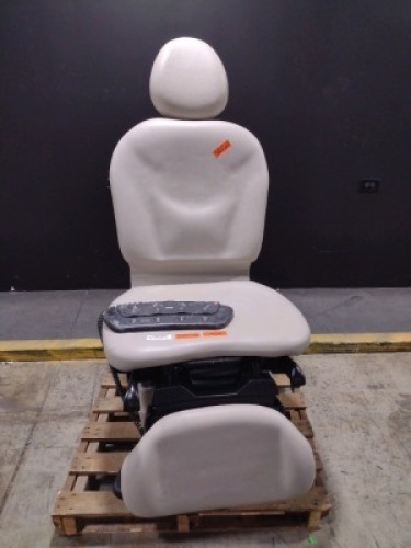 MIDMARK 630 POWER EXAM CHAIR