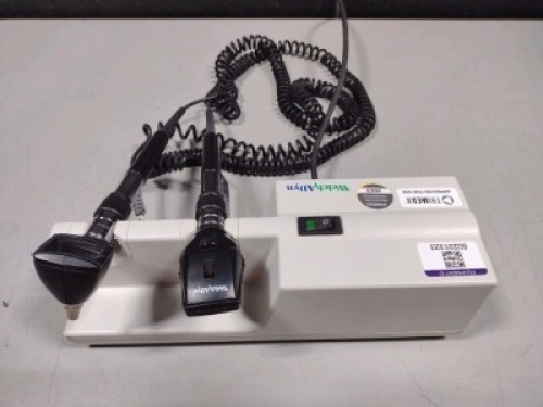 WELCH ALLYN 767 SERIES OTO/OPHTHALMOSCOPE WITH HEADS