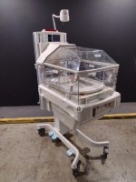 OHMEDA GIRAFFE OMNIBED INFANT INCUBATOR