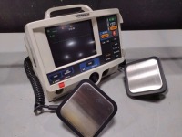 MEDTRONIC/PHYSIO-CONTROL LIFEPAK 20 DEFIB WITH PACING, 3 LEAD ECG, ANALYZE, PADDLES