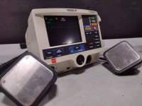 MEDTRONIC/PHYSIO-CONTROL LIFEPAK 20 DEFIB WITH PACING, 3 LEAD ECG, ANALYZE, PADDLES