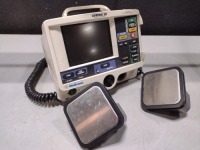 MEDTRONIC/PHYSIO-CONTROL LIFEPAK 20 DEFIB WITH PACING, 3 LEAD ECG, ANALYZE, PADDLES