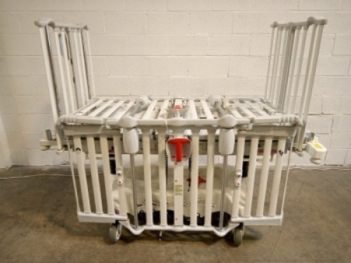 STRYKER FL19H INFANT CRIB