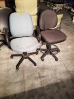 LOT OF 2 OFFICE CHARS