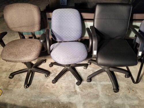 LOT OF 3 TASK CHAIRS