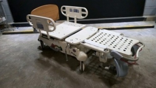 STRYKER LD304 BIRTHING BED