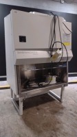 THE BAKER COMP. STERILCHEMGARD III ADVANCE LAB HOOD