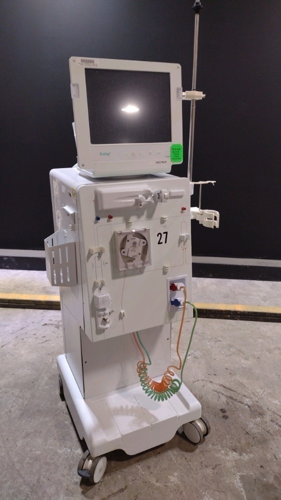 BRAUN DIALOG DIALYSIS MACHINE