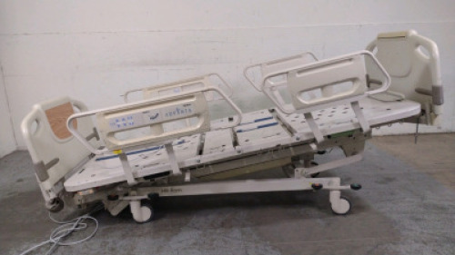 HILL-ROM P1600 ADVANTA HOSPITAL BED