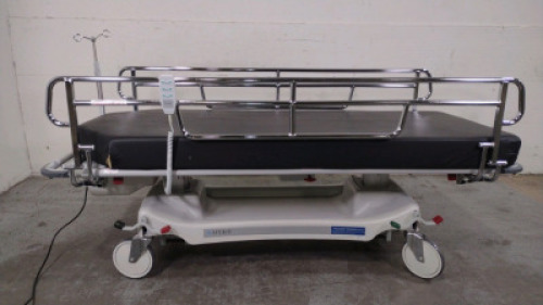 STERIS HAUSTED HORIZON SERIES ELECTRIC STRETCHER WITH HAND CONTROL