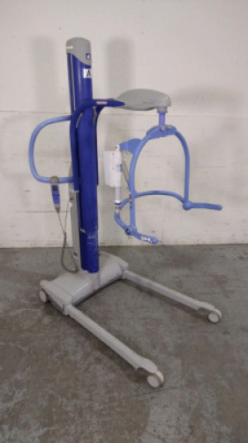 ARJO MAXI MOVE PATIENT LIFT WITH HAND CONTROL