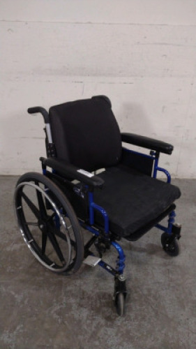 INVACARE 9000XT WHEELCHAIR