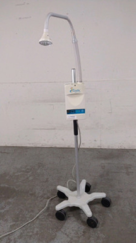 OHMEDA GIRAFFE SPOT PT LITE ON ROLLING STAND