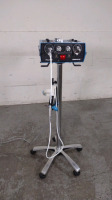 PILLING 52-1201 ILLUMINATOR WITH HEAD LAMP ON ROLLING STAND