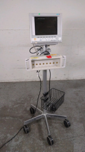 AGILENT TECH M1204A V24CT PATIENT MONITOR ON ROLLING STAND